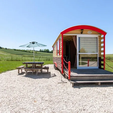 Secluded Holiday In Dommartin-varimont With Garden 度假居 Varimont