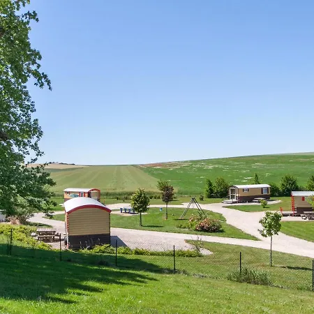 Secluded Holiday In Dommartin-varimont With Garden *