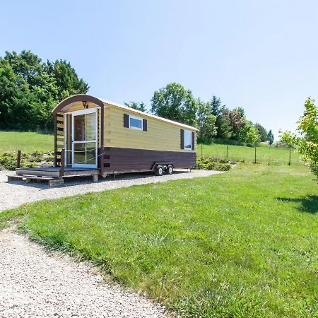 度假居 Secluded Holiday In Dommartin-varimont With Garden